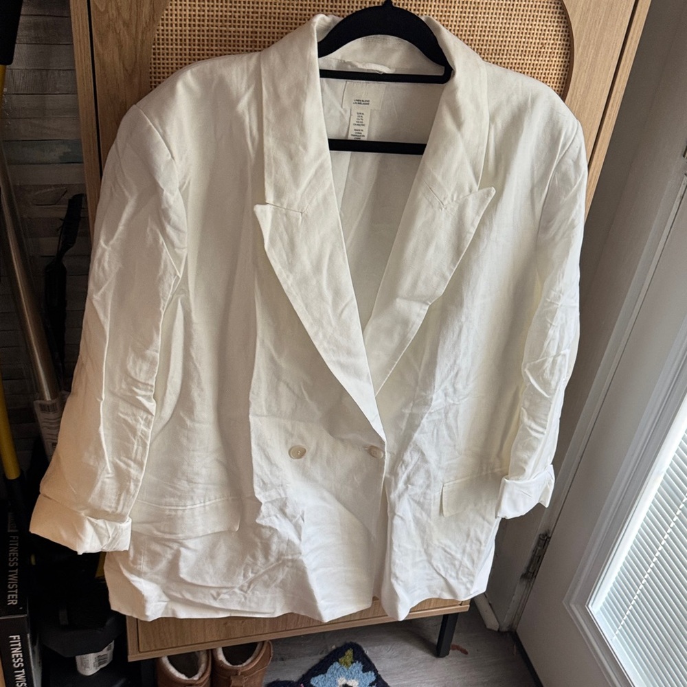 H&M Classic Cream Blazer